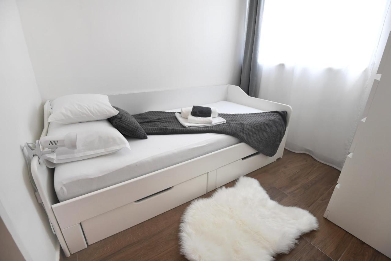 Apartment Linda Zadar Exterior photo